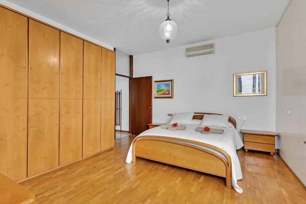 Alessia'S Flat - Sesto Apartment เซสโต ซานโจวันนี ภายนอก รูปภาพ