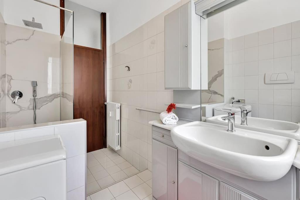 Alessia'S Flat - Sesto Apartment เซสโต ซานโจวันนี ภายนอก รูปภาพ
