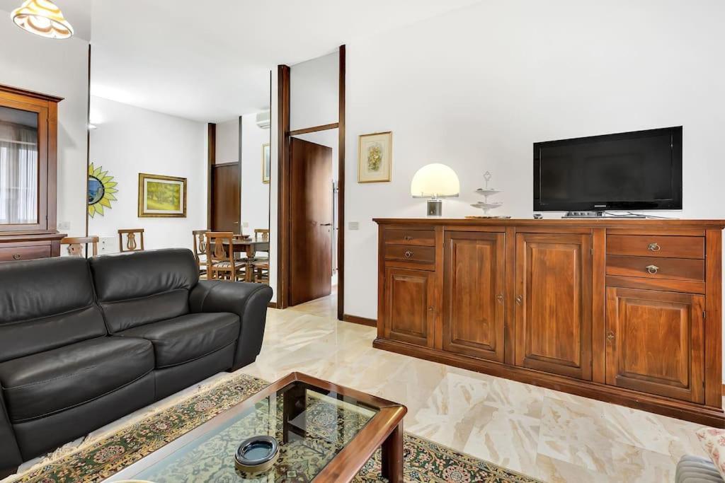 Alessia'S Flat - Sesto Apartment เซสโต ซานโจวันนี ภายนอก รูปภาพ