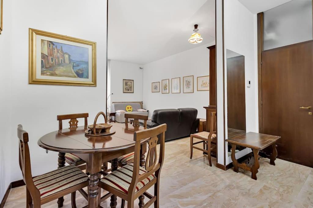 Alessia'S Flat - Sesto Apartment เซสโต ซานโจวันนี ภายนอก รูปภาพ